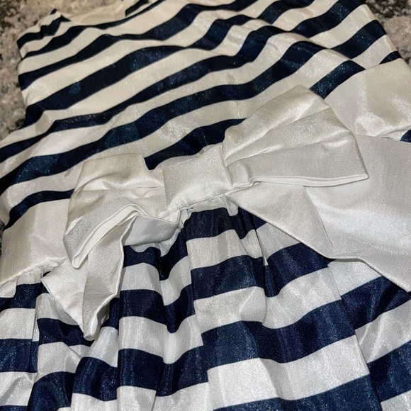 Girls Gymboree Dress Size 5 - Picture 4 of 4